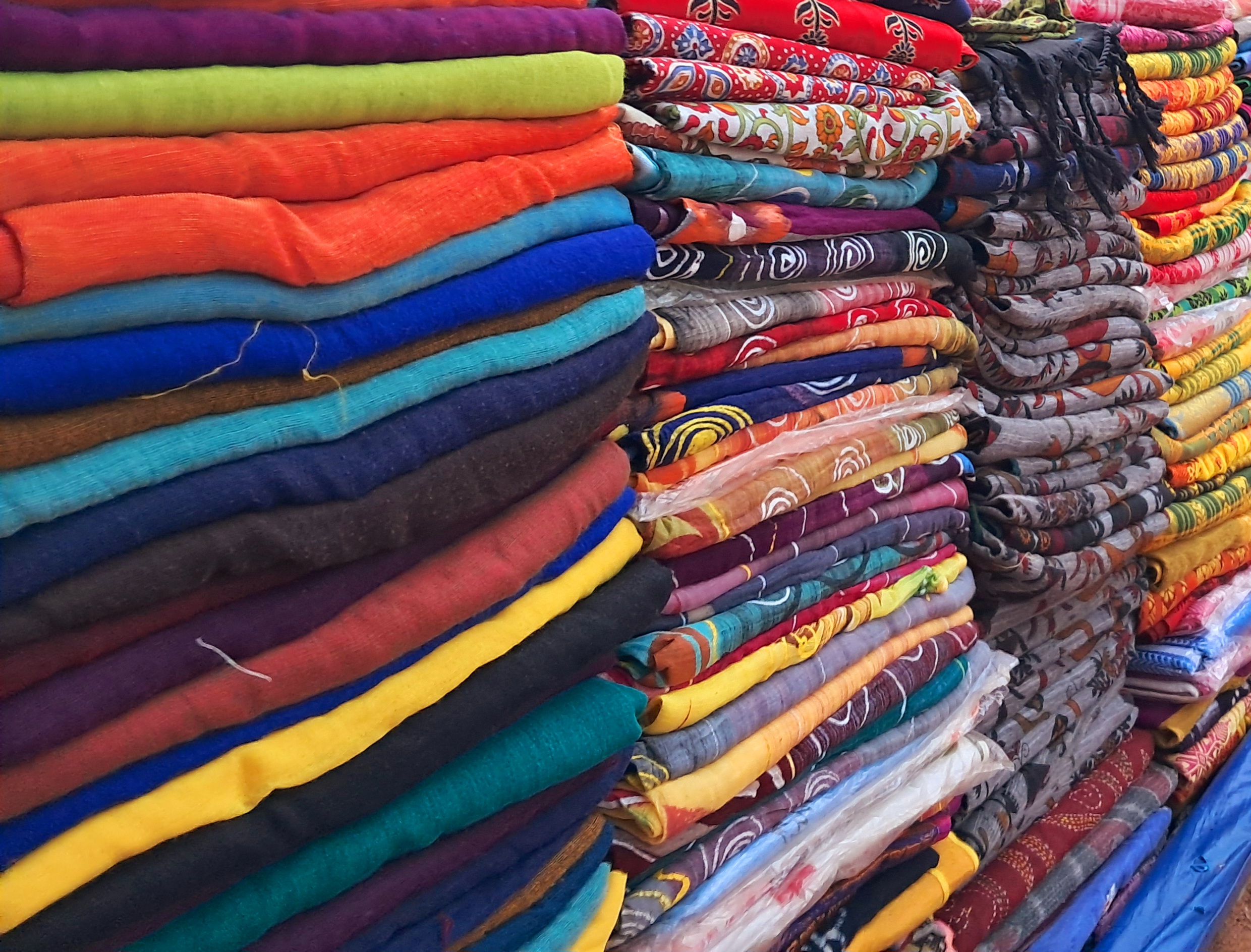 Le sari : bien plus qu'un vêtement, un véritable art de vivre.
